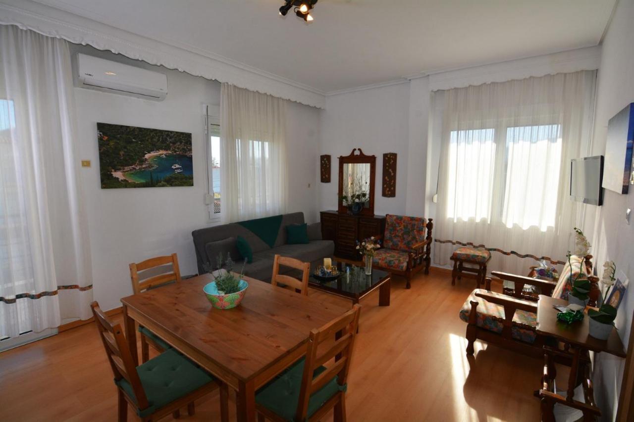 Zeusplace Georgia House Apartment Лептокария Екстериор снимка